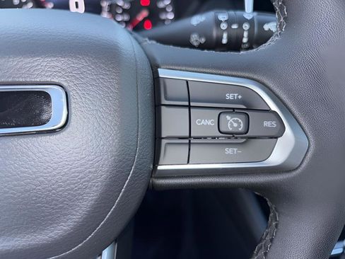New 2026 Jeep Compass Latitude AWD/4WD image 18