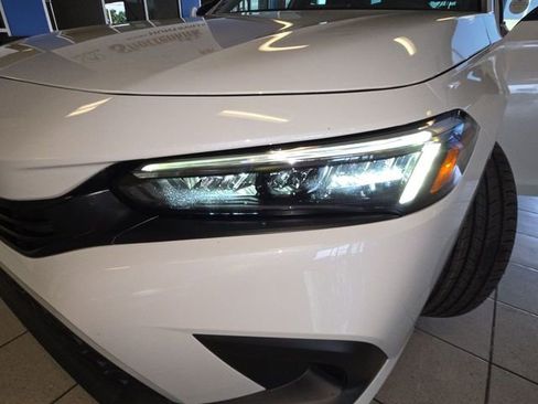 Used 2024 Honda Civic Sport image 25