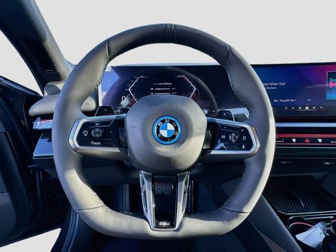 New 2027 BMW 550e xDrive w/ Executive Package AWD/4WD image 6