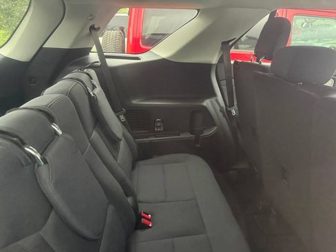 Certified 2025 Ford Explorer Active AWD/4WD image 12