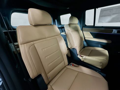 New 2026 Hyundai Santa Fe Calligraphy image 27