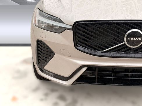 New 2026 Volvo XC60 B5 Ultra w/ Protection Package Premier image 11