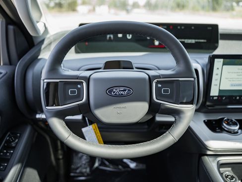 New 2026 Ford Expedition Max Active image 34