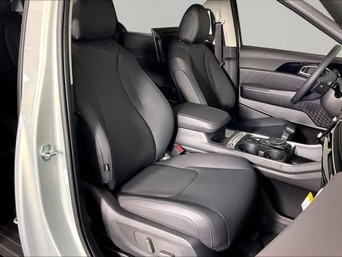 New 2026 Kia Carnival SX Prestige FWD image 12