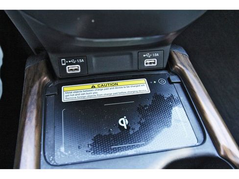 Used 2020 Honda CR-V Touring image 31