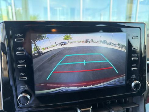 Used 2020 Toyota Corolla LE w/ LE Premium Package FWD image 10