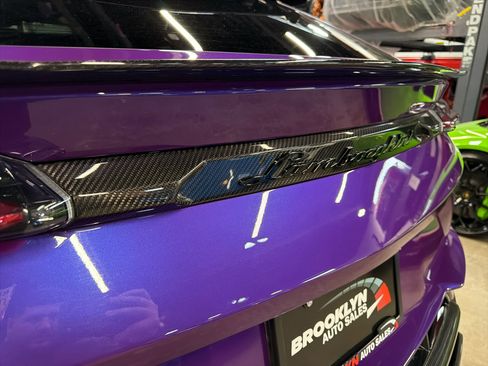 Used 2023 Lamborghini Urus Performante image 20