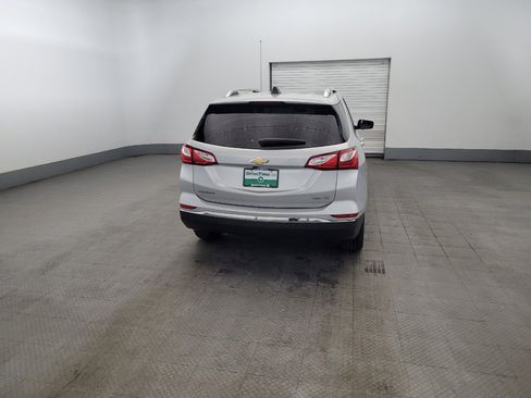 Used 2018 Chevrolet Equinox LT w/ Sun & Infotainment Package AWD/4WD image 7