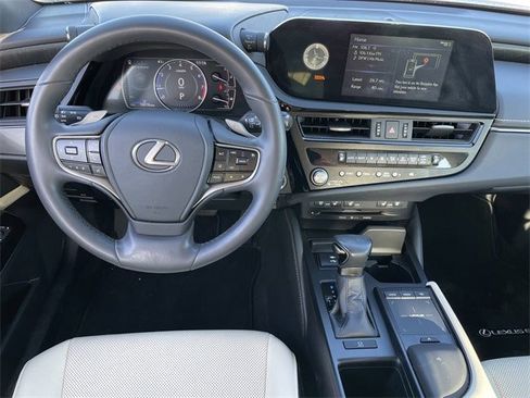 Used 2022 Lexus ES 250 w/ Premium Package image 11