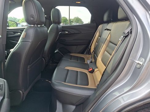 Used 2021 Chevrolet TrailBlazer ACTIV w/ Sun and Liftgate Package AWD/4WD image 10