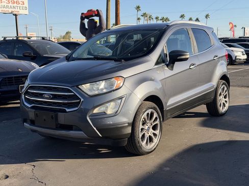 Used 2020 Ford EcoSport Titanium image 2