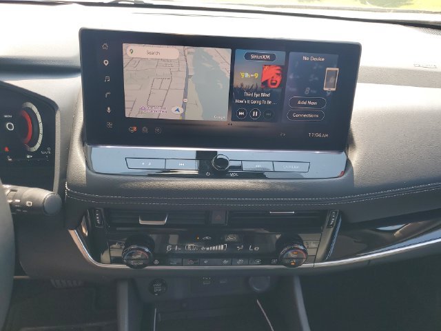 Certified 2025 Nissan Rogue SL w/ SL Premium Package FWD image 15