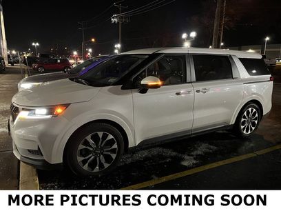 Used 2022 Kia Carnival EX