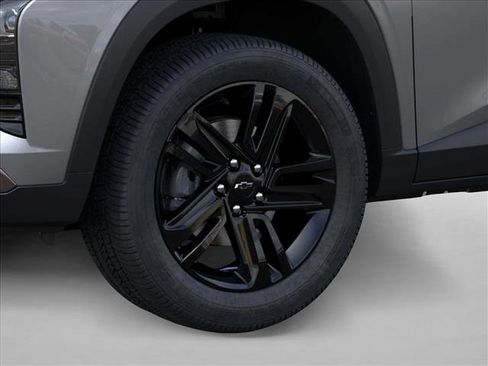 New 2026 Chevrolet Trax ACTIV FWD image 9