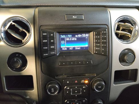 Used 2014 Ford F150 XLT w/ XLT Chrome Package RWD image 25