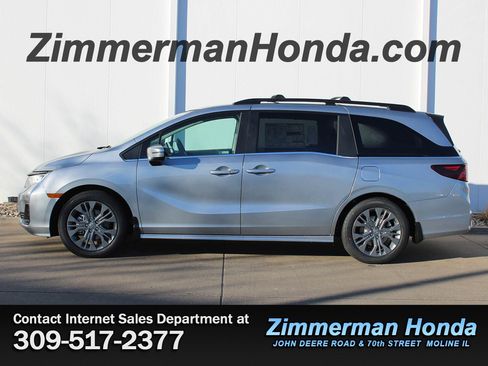New 2026 Honda Odyssey Touring image 6