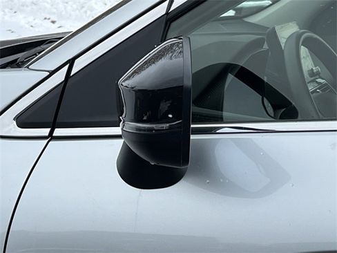 Used 2024 Mitsubishi Eclipse Cross Black Edition image 36