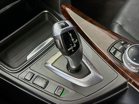 Used 2014 BMW 328i xDrive Sedan AWD/4WD image 25