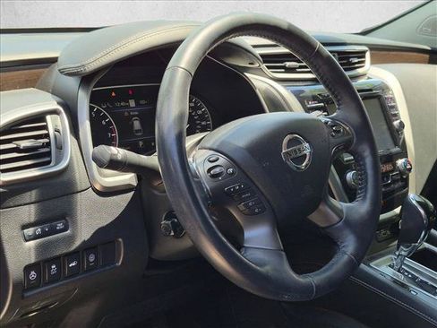 Used 2020 Nissan Murano Platinum FWD image 3