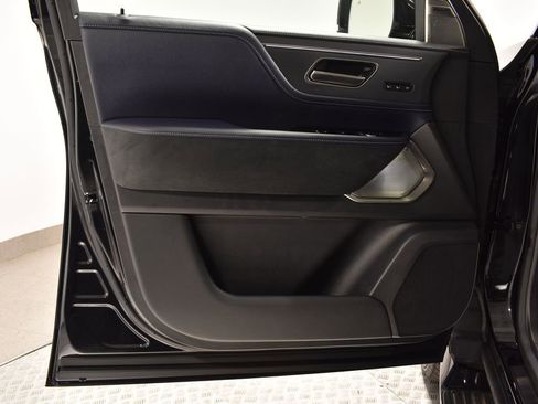 Used 2026 INFINITI QX80 4WD w/ Sport Exterior Package image 9