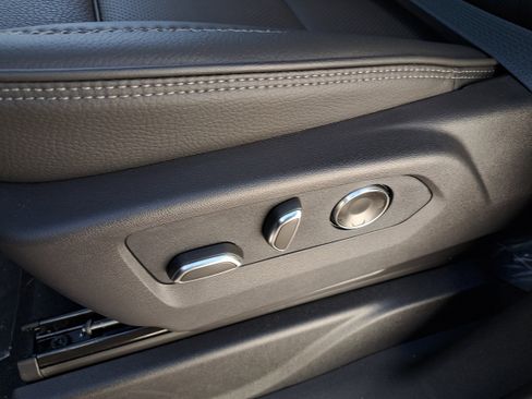 New 2026 GMC Yukon XL Denali image 24