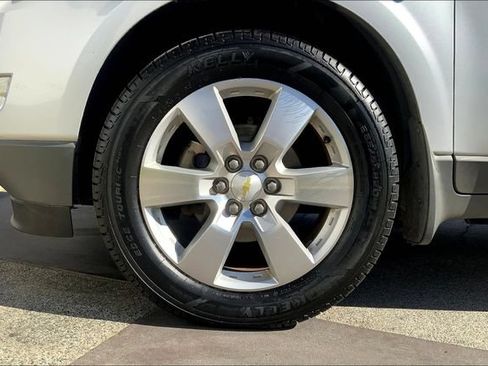 Used 2012 Chevrolet Traverse LTZ FWD image 9