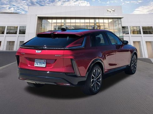 Used 2026 Cadillac Lyriq Premium Sport AWD/4WD image 5