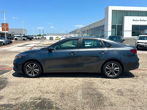 Used 2024 Kia Forte LXS FWD image 5