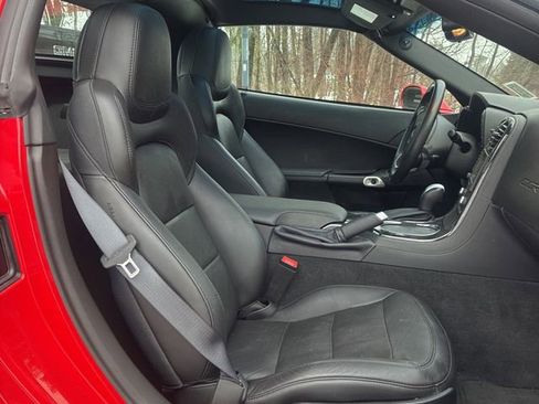 Used 2013 Chevrolet Corvette Coupe w/ 2LT Preferred Equipment Group image 18