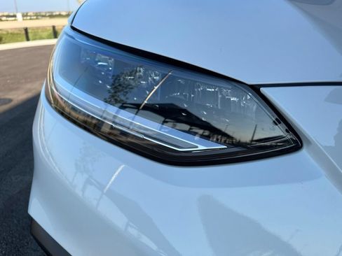 Certified 2026 Honda HR-V LX image 13
