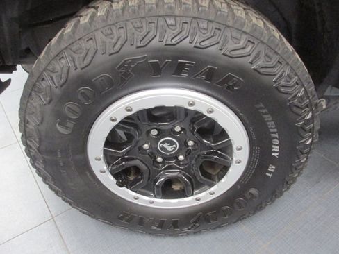 Used 2023 Ford Bronco Badlands w/ Sasquatch Package image 16