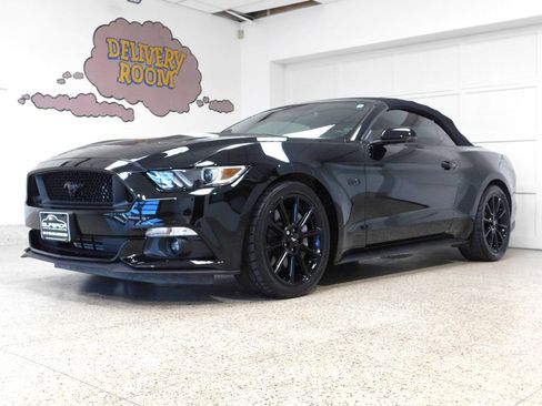 Used 2016 Ford Mustang GT Premium w/ Equipment Group 401A RWD image 4