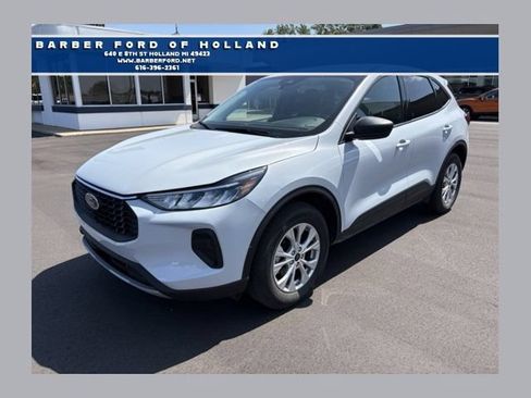 Used 2025 Ford Escape Active AWD/4WD image 1
