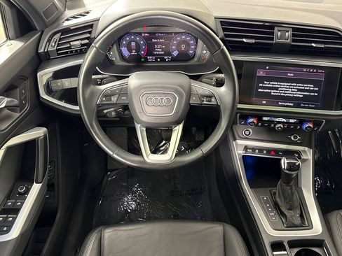 Used 2022 Audi Q3 2.0T Premium Plus image 13