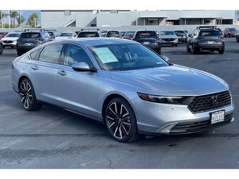 Certified 2025 Honda Accord Touring image 8