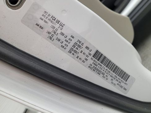 Used 2016 Dodge Grand Caravan American Value Package image 33