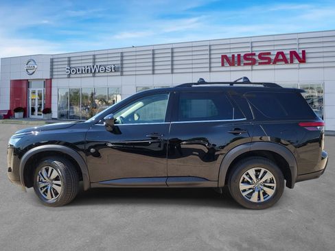 New 2026 Nissan Pathfinder SV FWD image 8