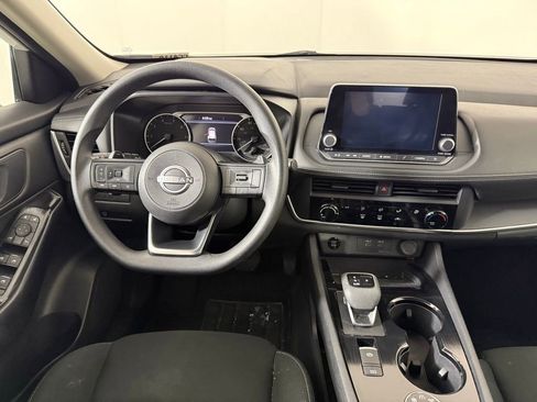 Used 2024 Nissan Rogue S image 3