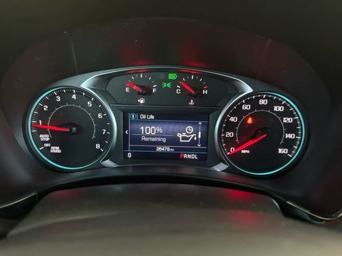 Used 2024 Chevrolet Equinox RS FWD image 3