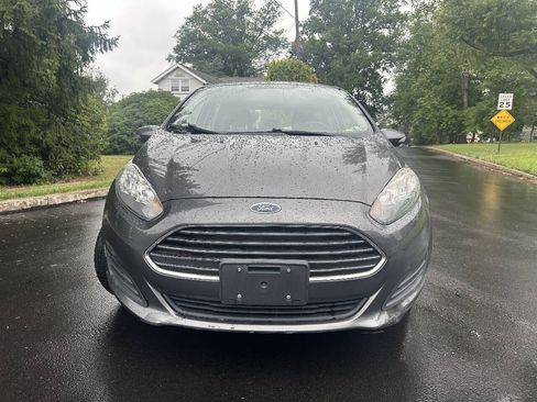 Used 2016 Ford Fiesta SE FWD image 3