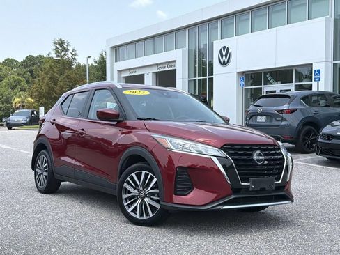 Used 2023 Nissan Kicks SV FWD image 26