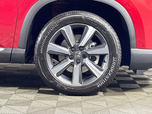 New 2025 Honda Pilot Touring image 24