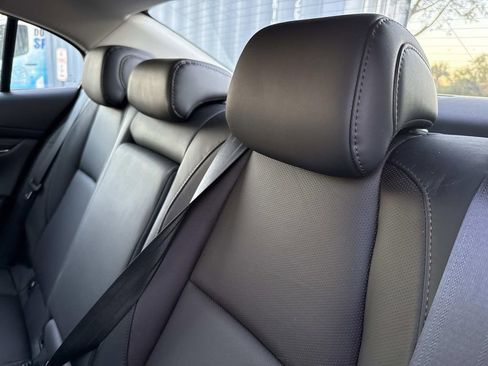 Certified 2025 MAZDA MAZDA3 2.5 Turbo Sedan w/Premium Plus image 18