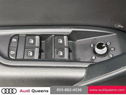 Used 2023 Audi Q5 2.0T Premium w/ Convenience Package image 19