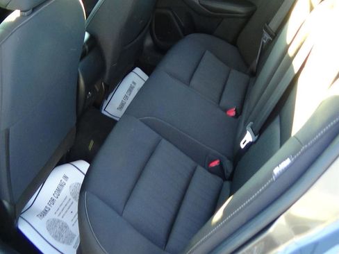 Used 2024 Nissan Altima 2.5 SV image 11