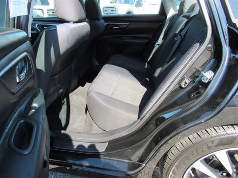 Used 2018 Nissan Altima 2.5 SV image 22