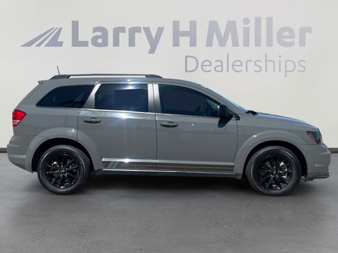 Used 2020 Dodge Journey SE w/ SE Popular Equipment Group FWD image 6