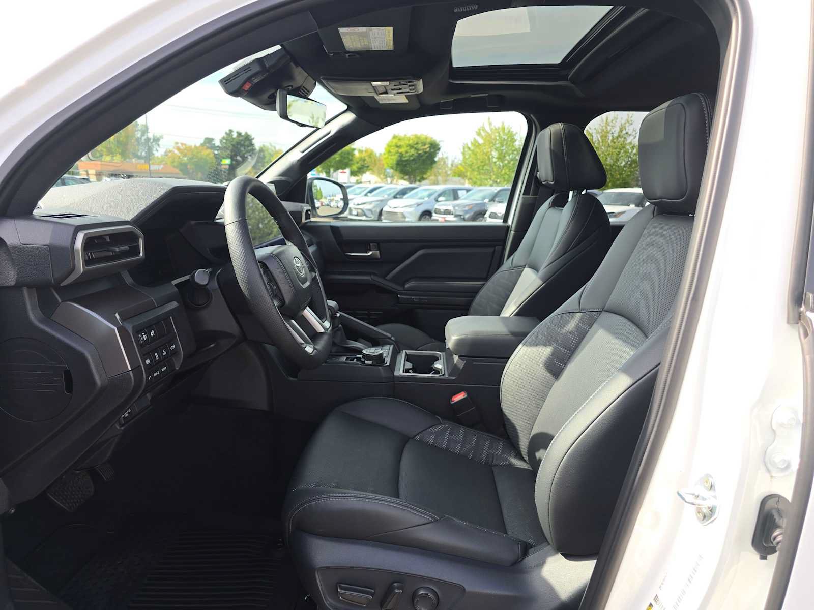 Used 2024 Toyota Tacoma TRD Off-Road w/ TRD Off Road Premium Package AWD/4WD image 22