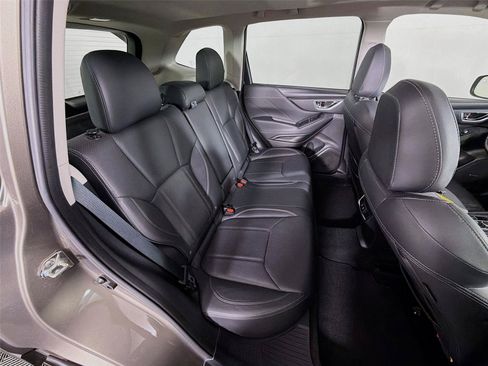 Used 2020 Subaru Forester Limited w/ Popular Package #3 AWD/4WD image 30