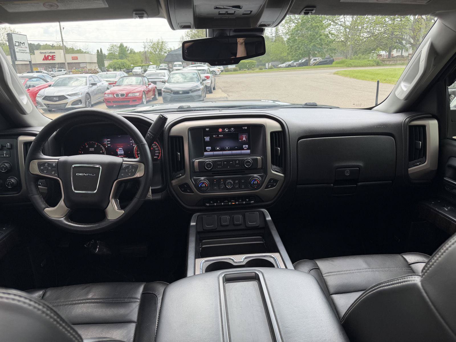 Used 2015 GMC Sierra 2500 Denali w/ Duramax Plus Package AWD/4WD image 24